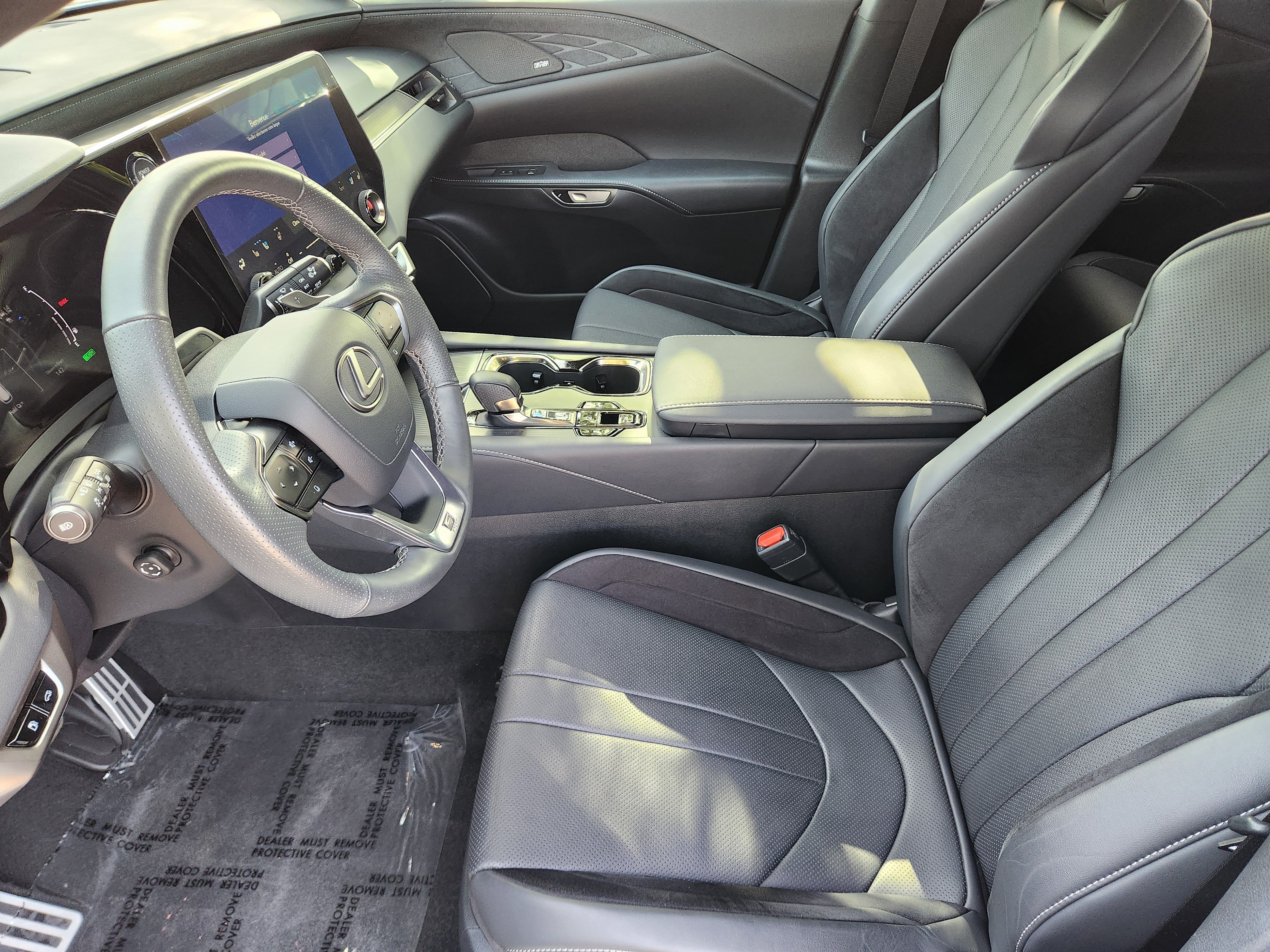 Used 2024 Lexus RX 500h F Sport w/ Convenience Package AWD/4WD image 5