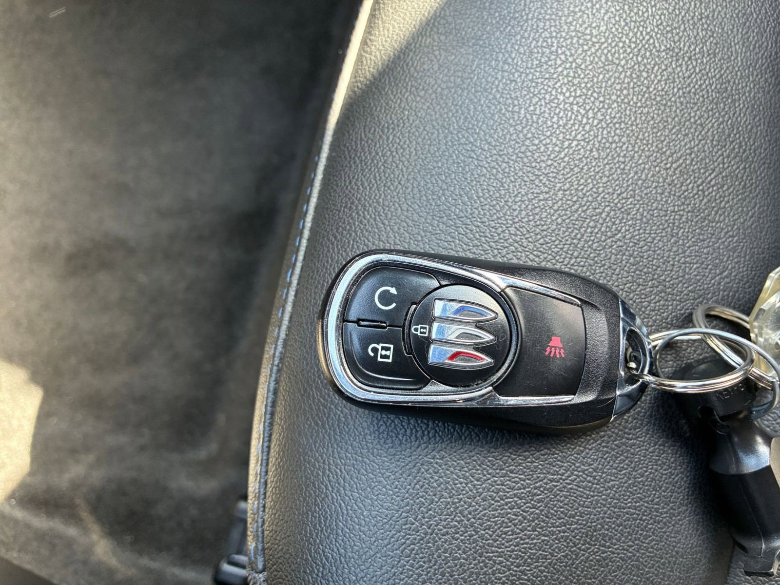 Used 2025 Buick Envista Sport Touring FWD image 23