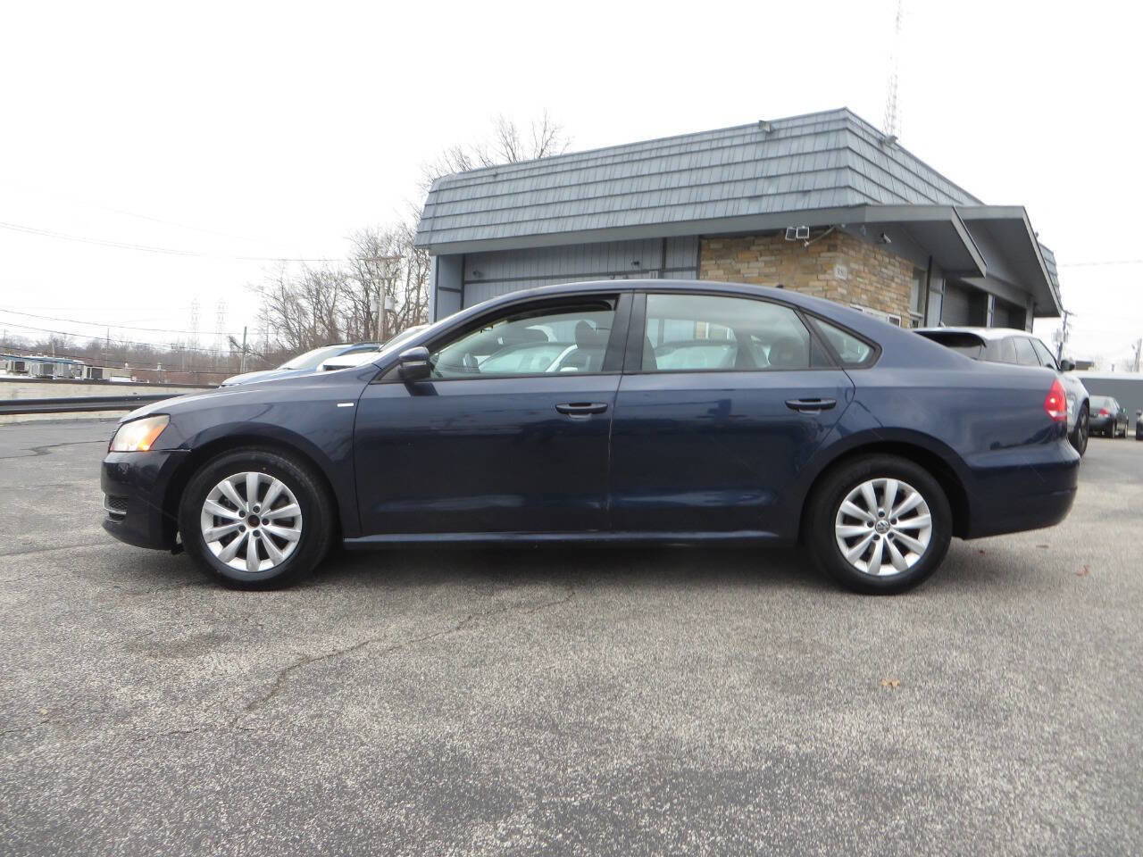 Used 2015 Volkswagen Passat 1.8T Wolfsburg Edition image 8