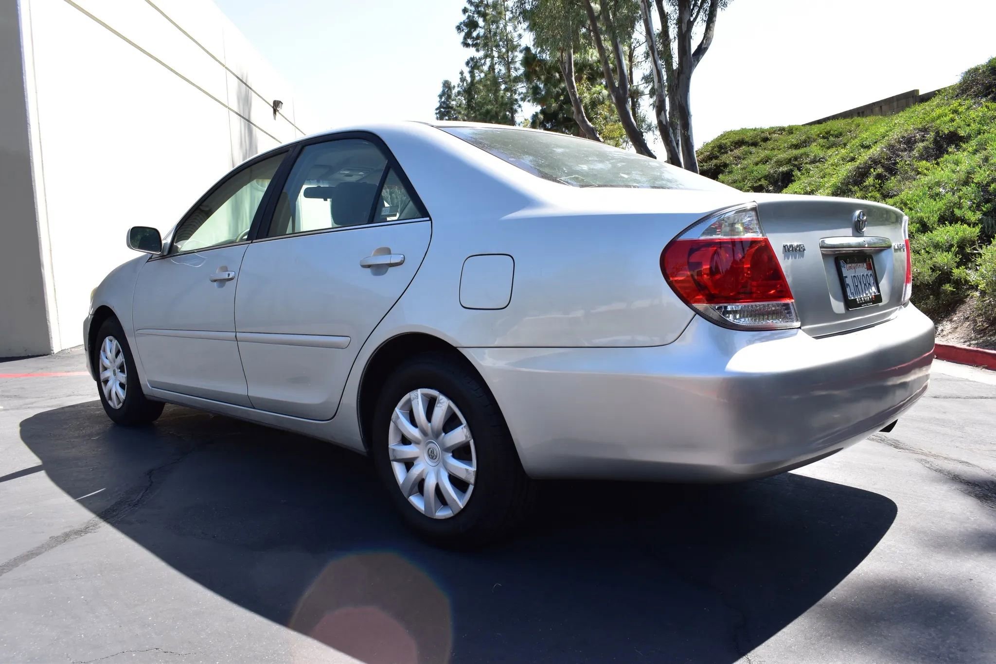 Used 2005 Toyota Camry LE FWD image 5