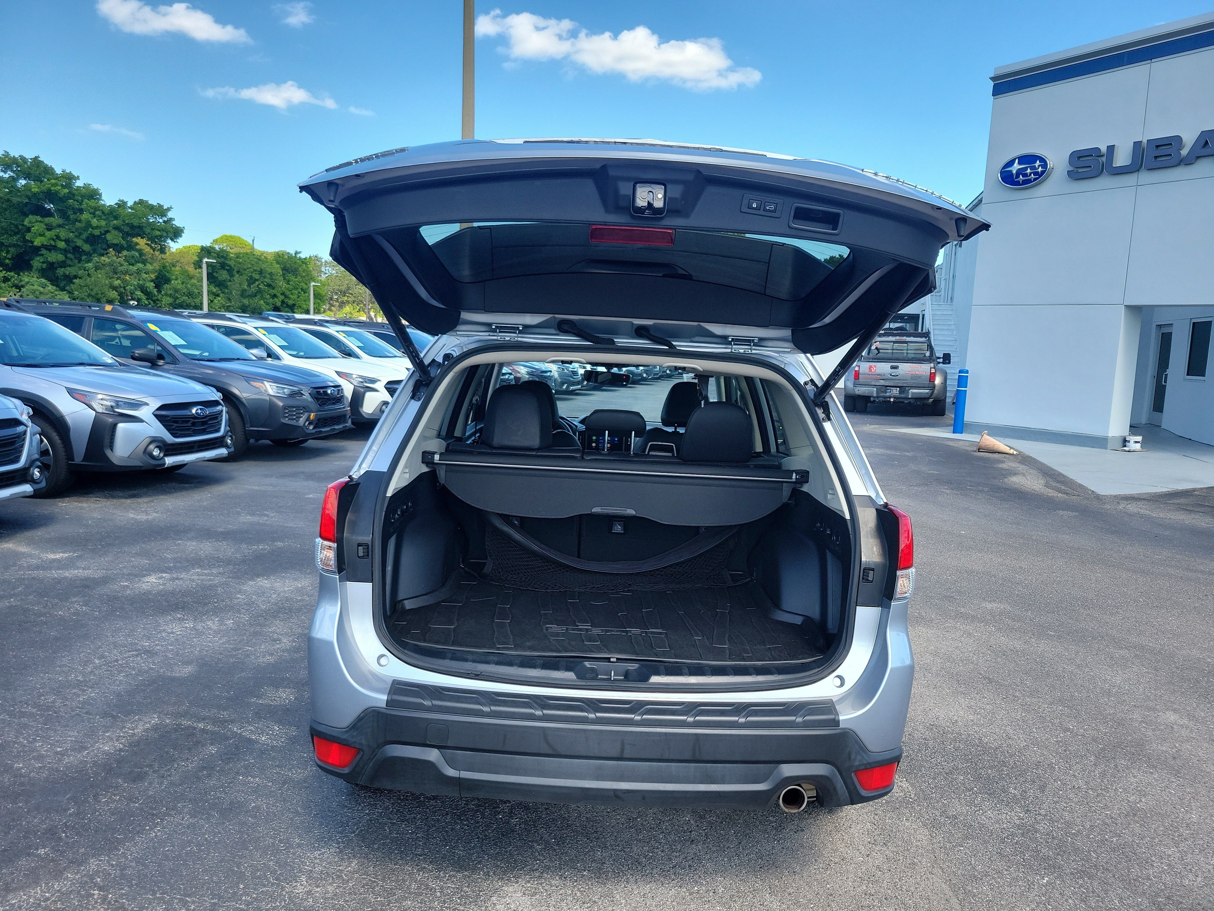 Certified 2024 Subaru Forester Limited w/ Pop Package 2 AWD/4WD image 10