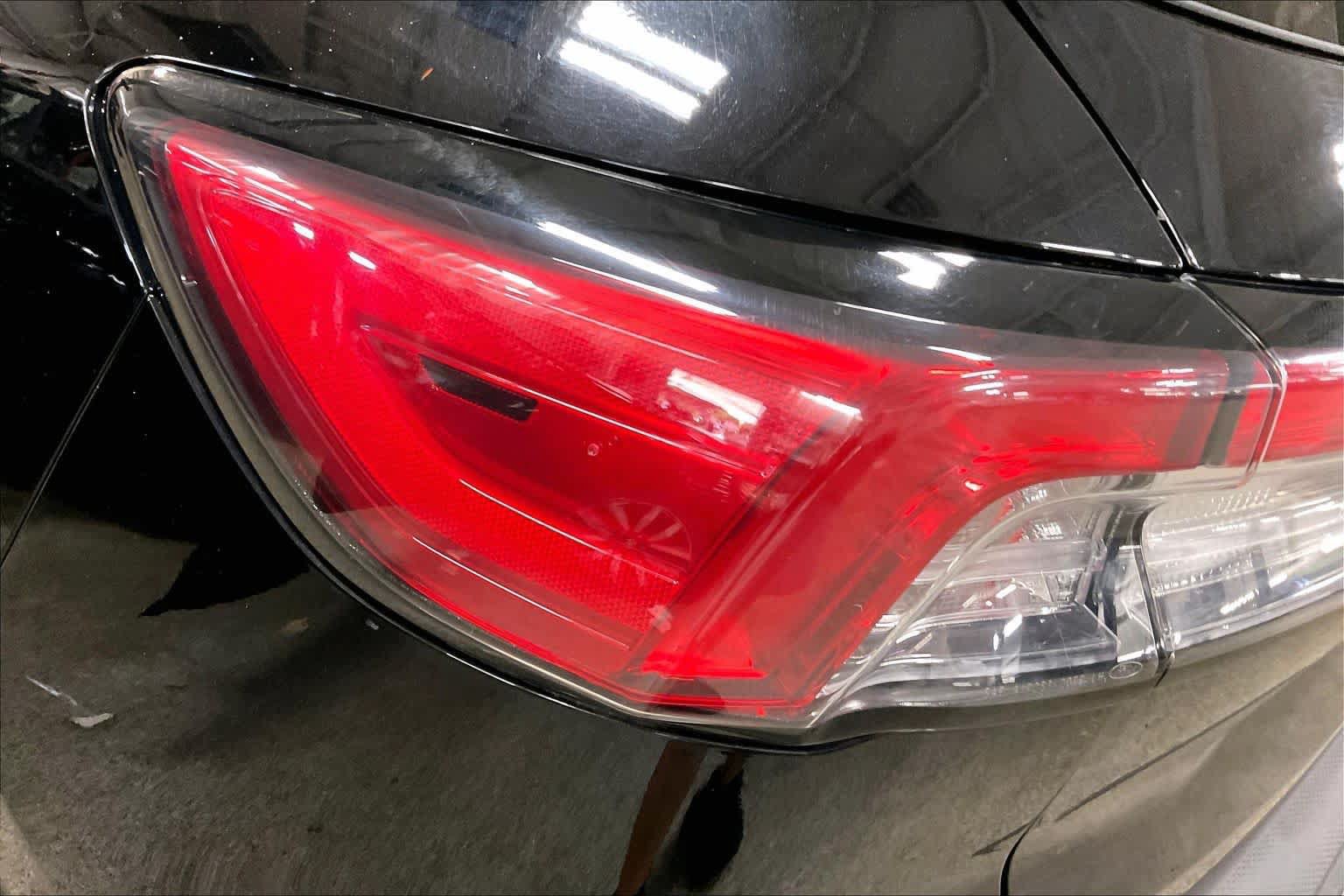 Used 2020 Ford Escape SE AWD/4WD image 28