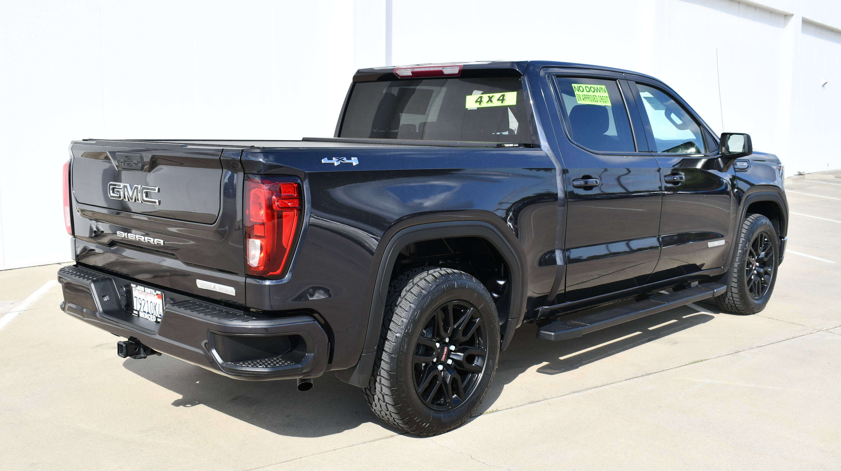 Used 2022 GMC Sierra 1500 Elevation AWD/4WD image 7