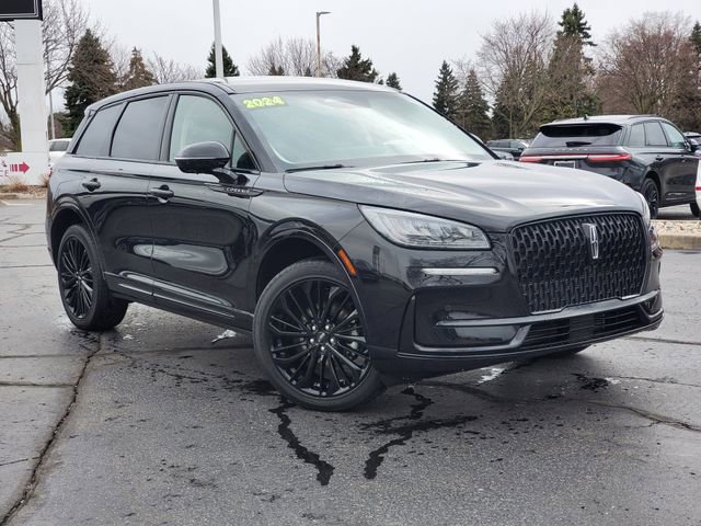 Used 2024 Lincoln Corsair AWD w/ Equipment Group 101A image 30