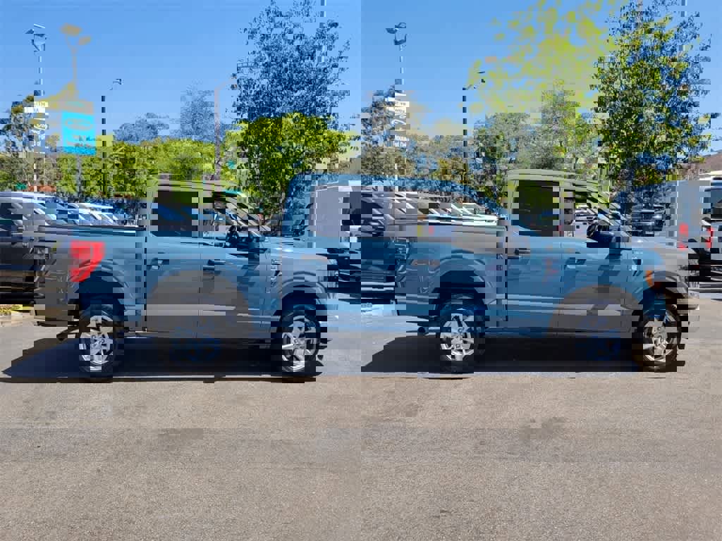 Used 2023 Ford F150 XLT image 6
