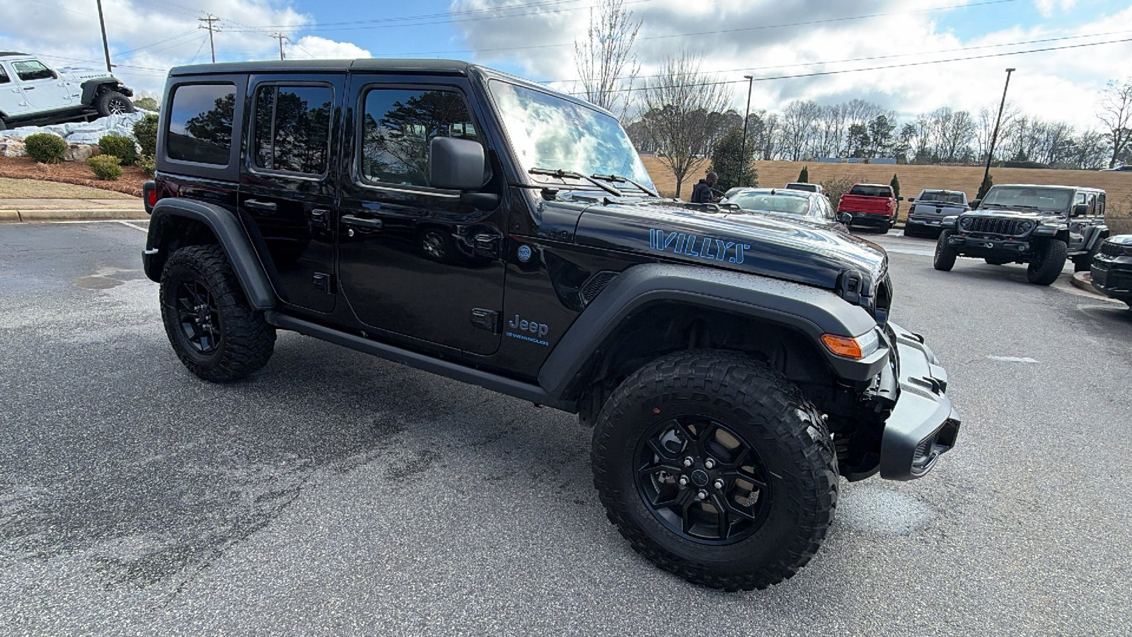 Used 2025 Jeep Wrangler Willys 4xe image 5