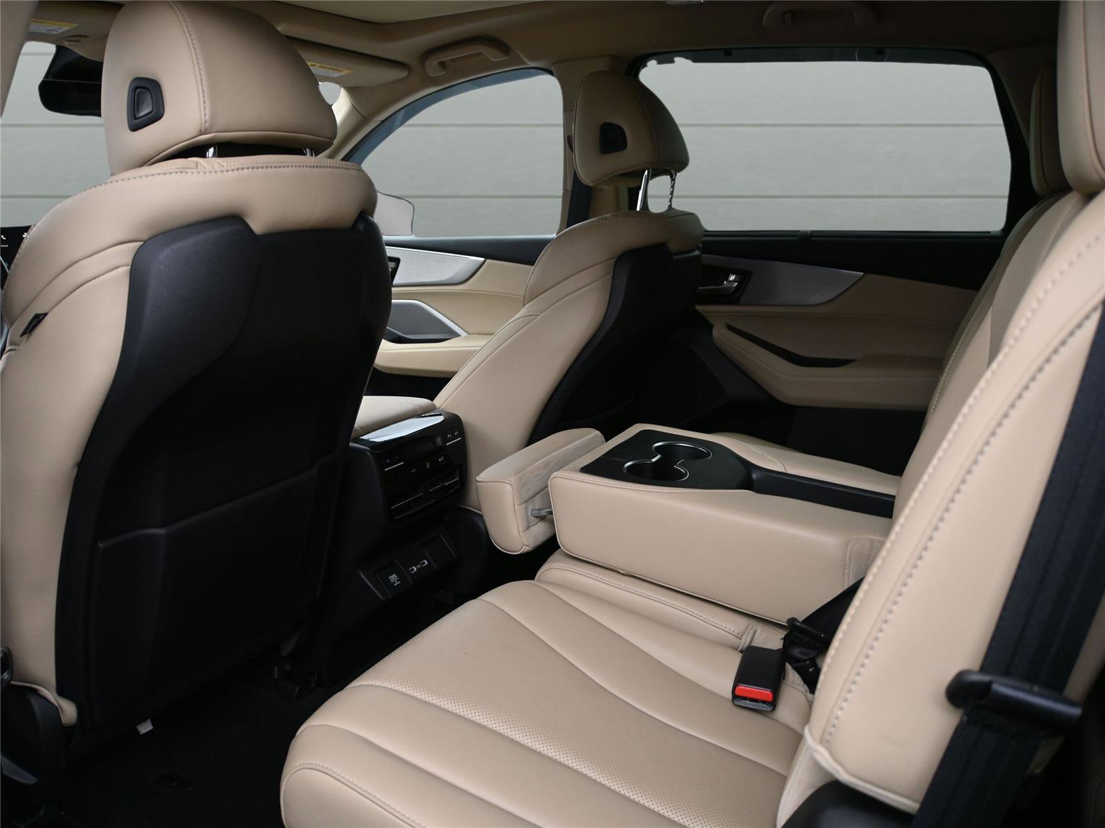 Certified 2022 Acura MDX SH-AWD w/ Technology Package image 11