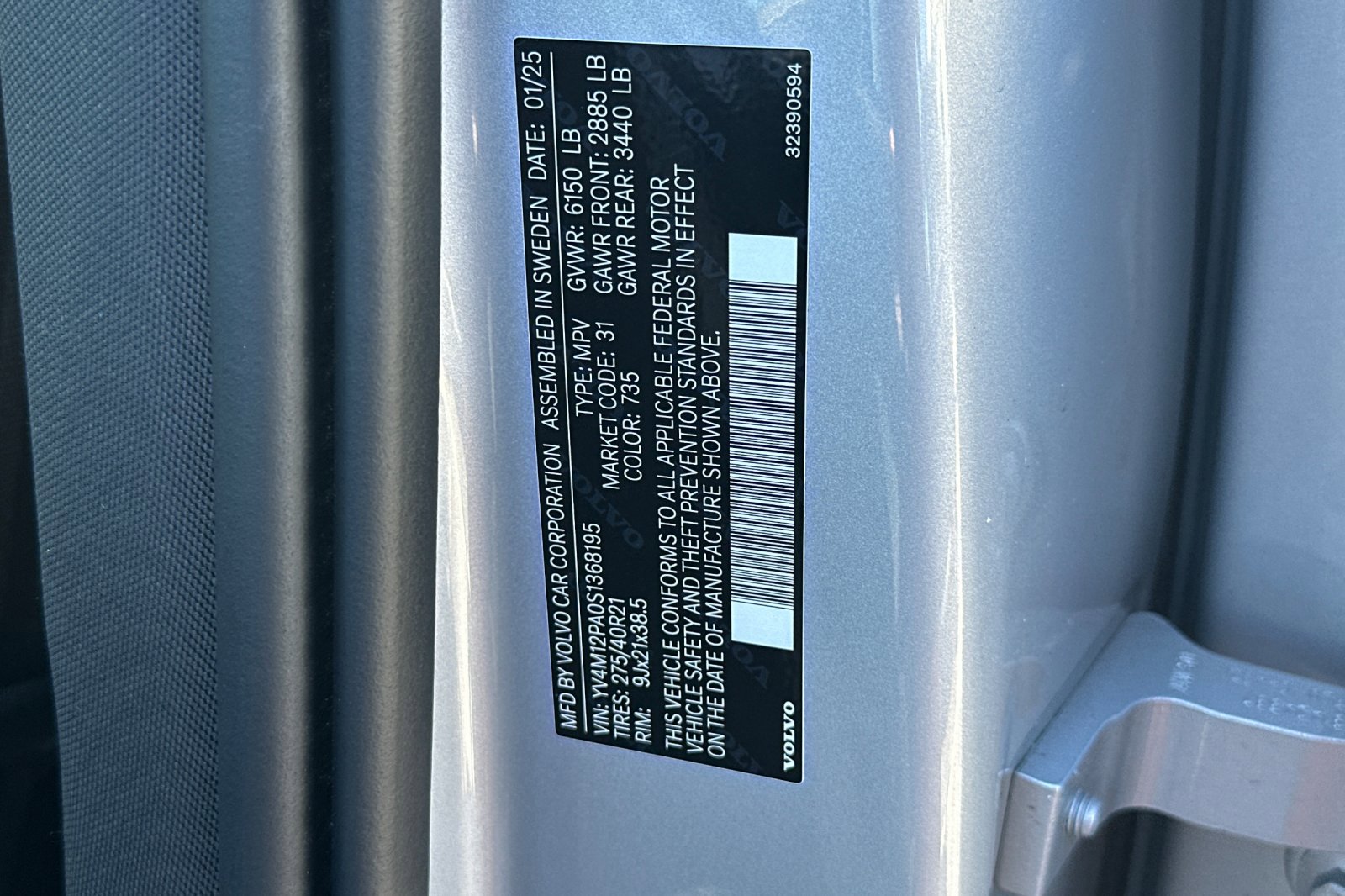 Certified 2025 Volvo XC90 B5 Core w/ Protection Package Premier image 34