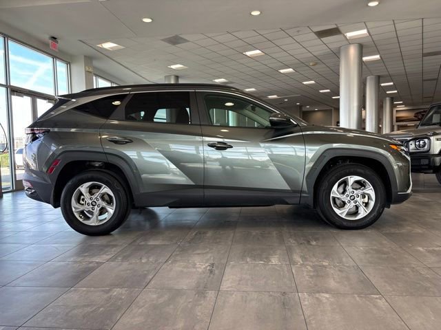 Used 2022 Hyundai Tucson SEL image 2