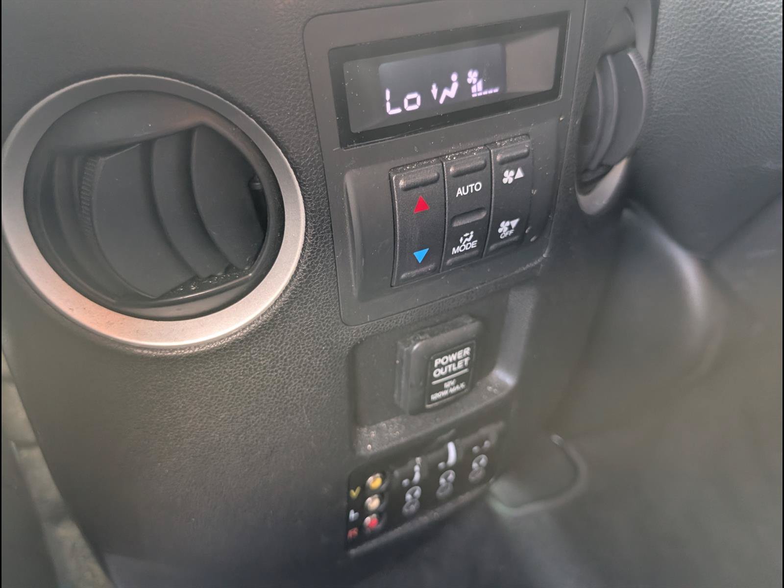 Used 2013 Honda Pilot Touring image 18