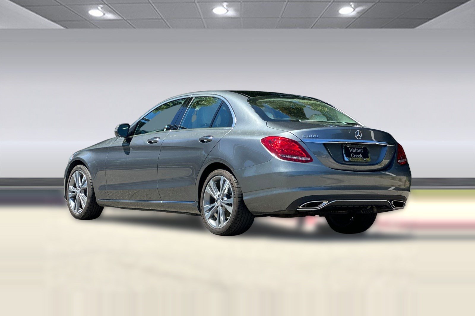 Used 2017 Mercedes-Benz C 300 Sedan image 3