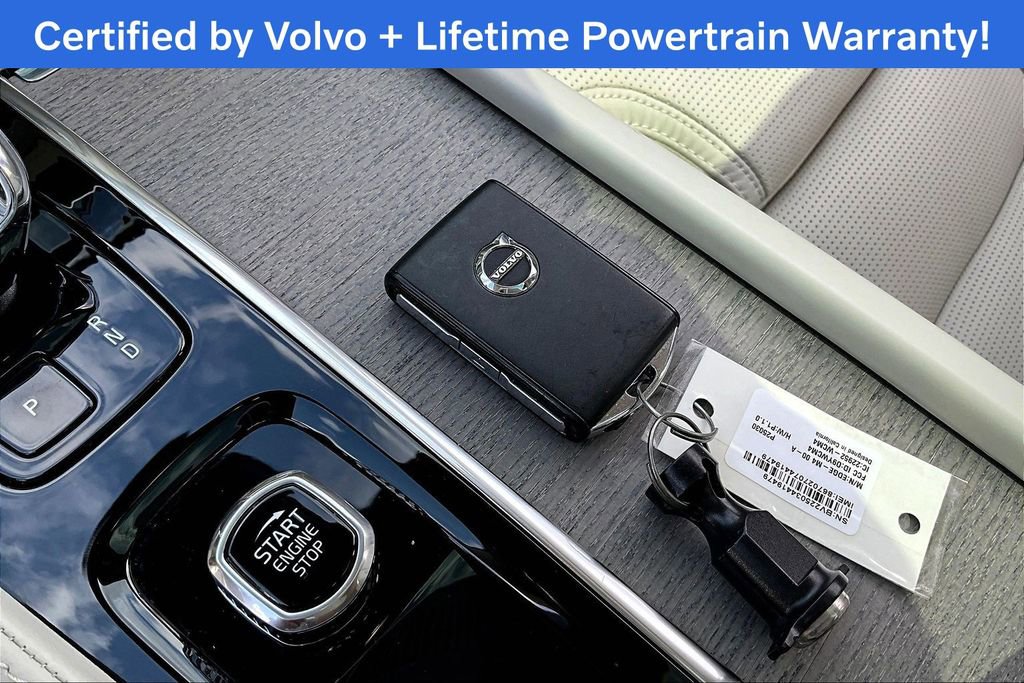 Used 2025 Volvo XC90 B6 Ultra w/ Protection Package image 14