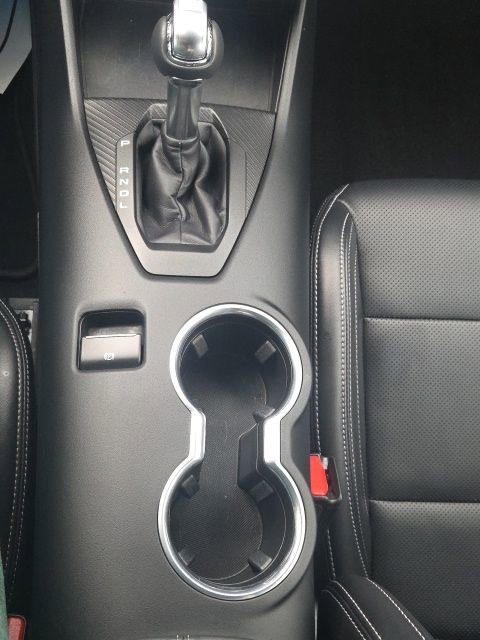 Used 2025 Ford Mustang Premium image 32