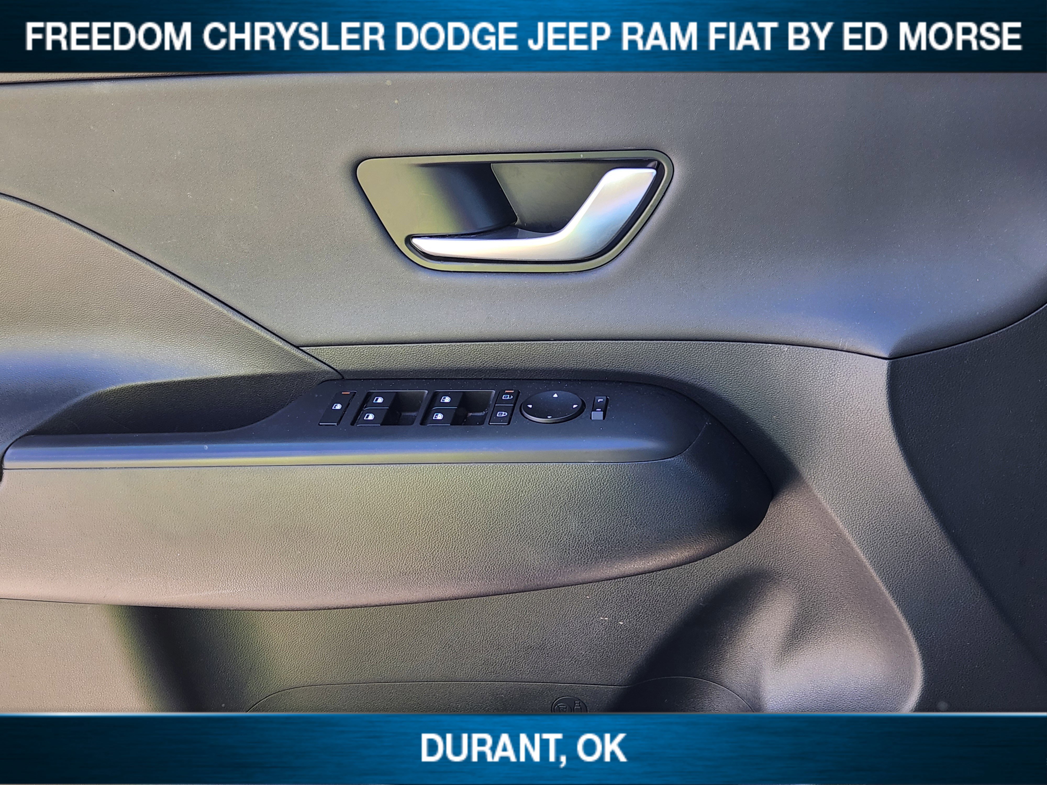 Used 2024 Hyundai Kona Limited image 17