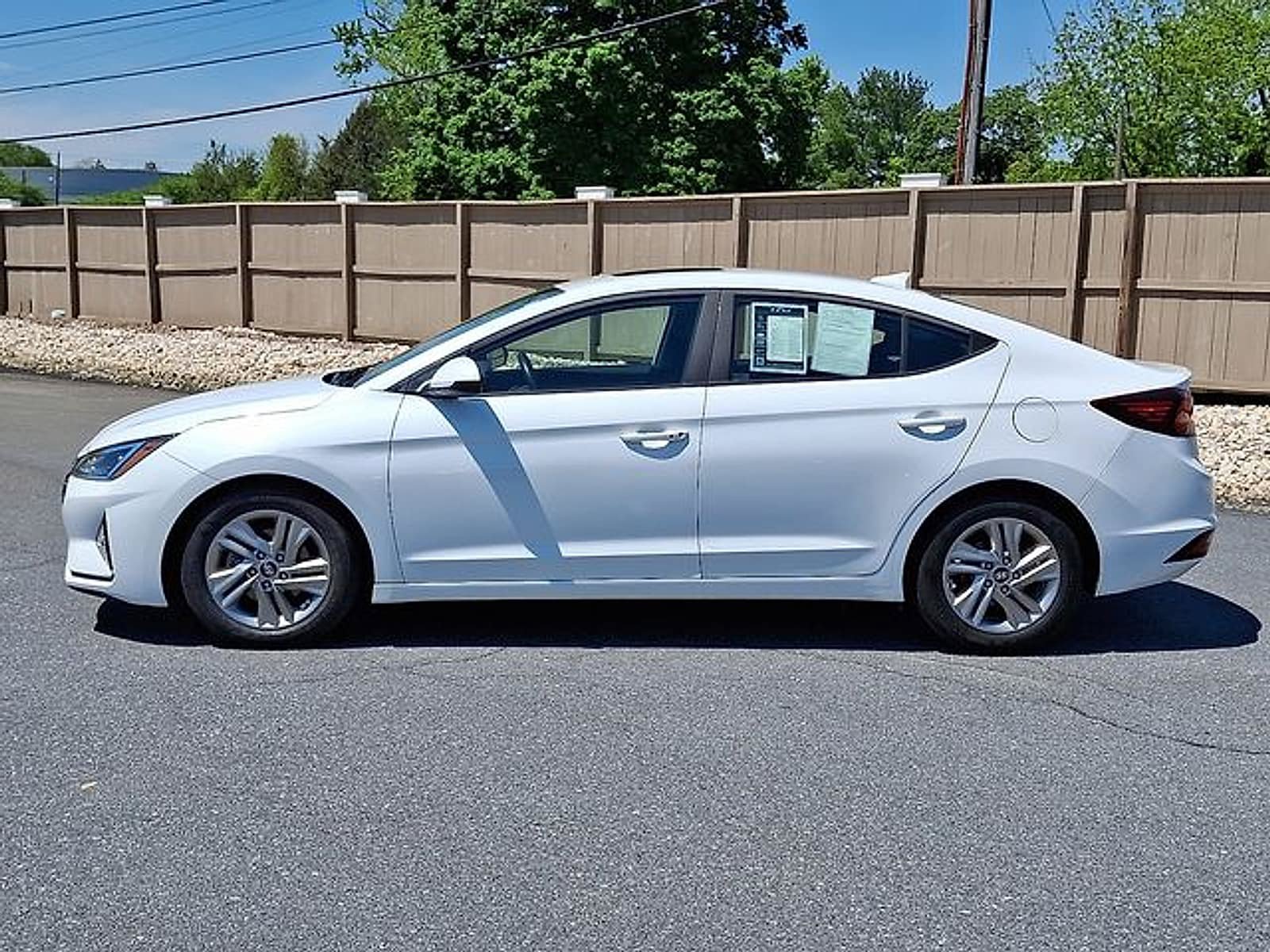 Used 2019 Hyundai Elantra Value Edition w/ Cargo Package FWD image 9