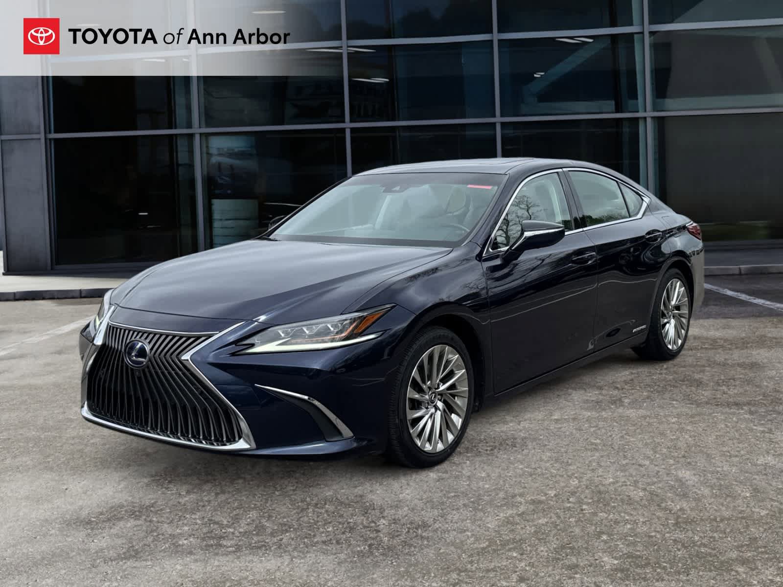 Used 2019 Lexus ES 300h FWD image 9