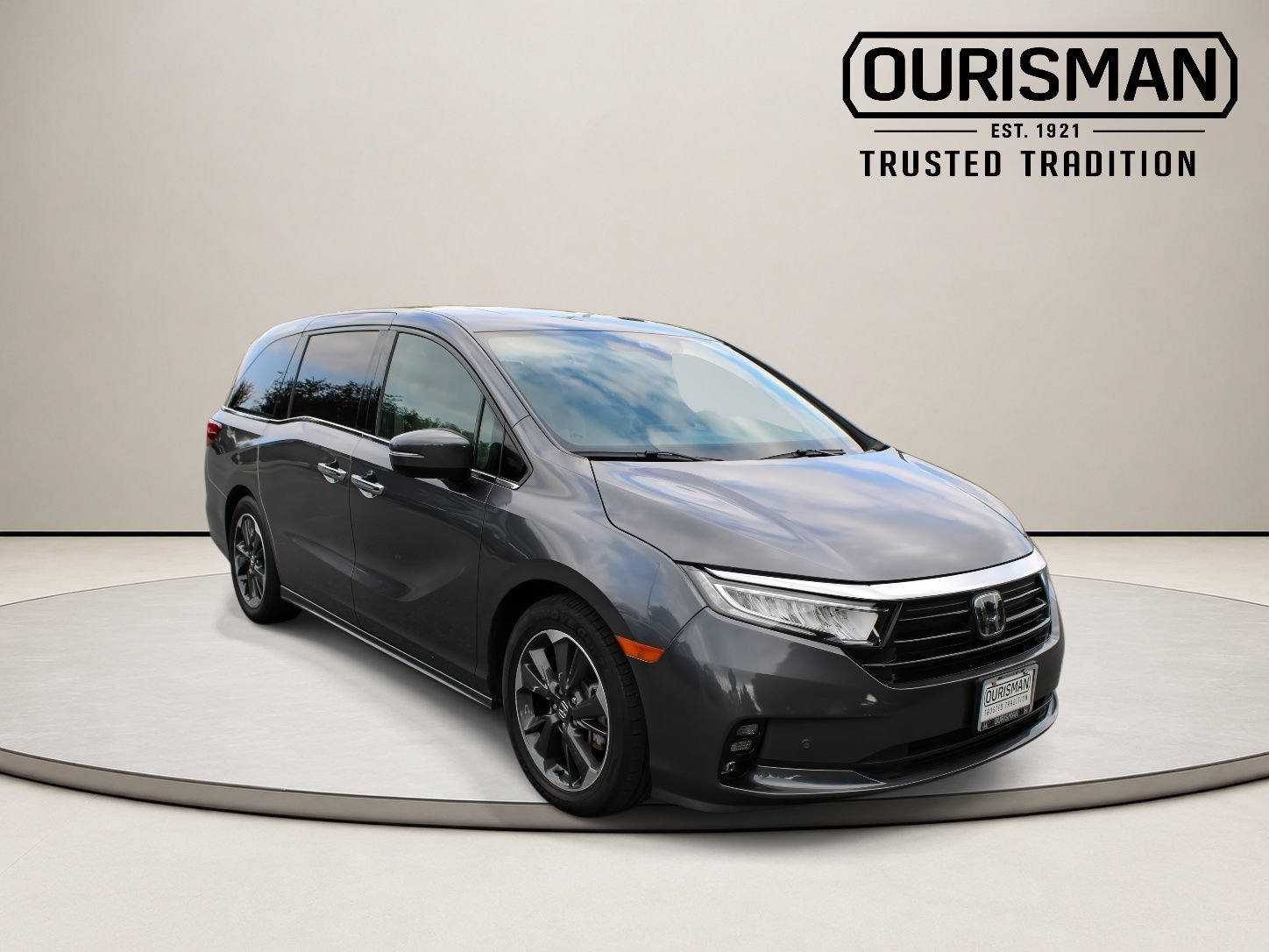 Used 2023 Honda Odyssey Elite image 2