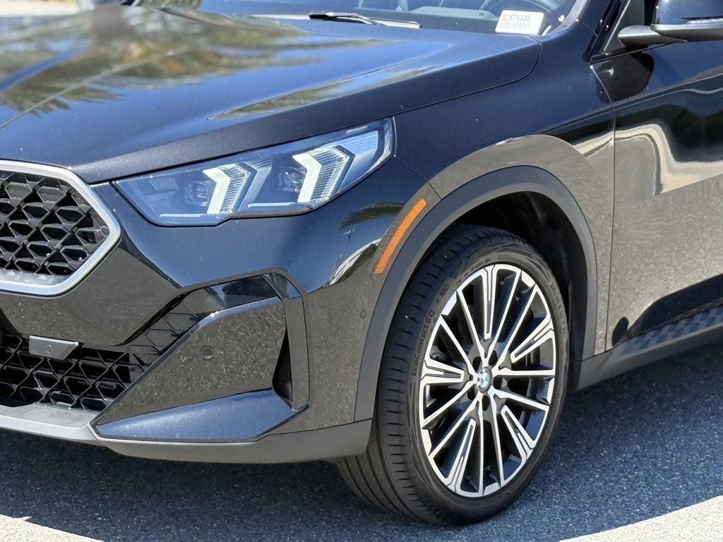 Used 2025 BMW X2 xDrive28i w/ Technology Package image 11