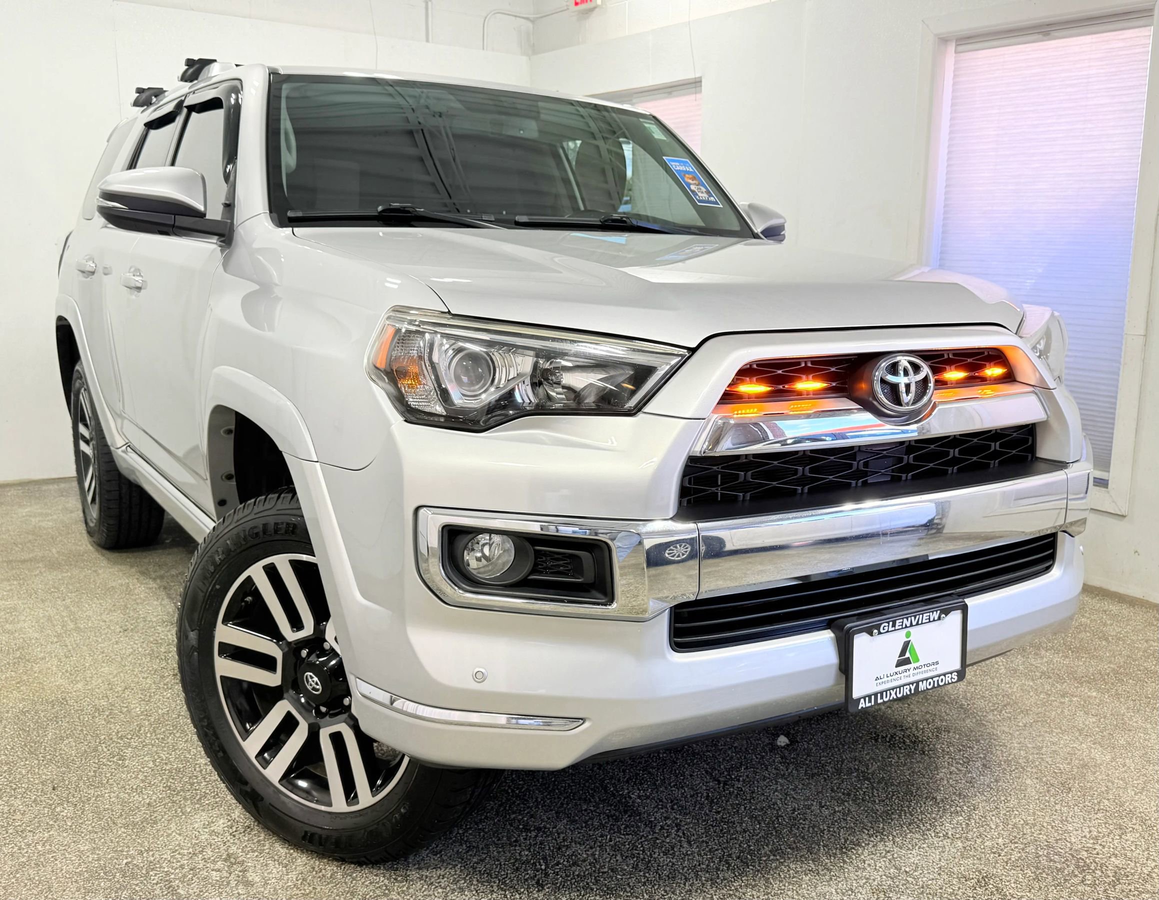 Used 2015 Toyota 4Runner Limited image 3