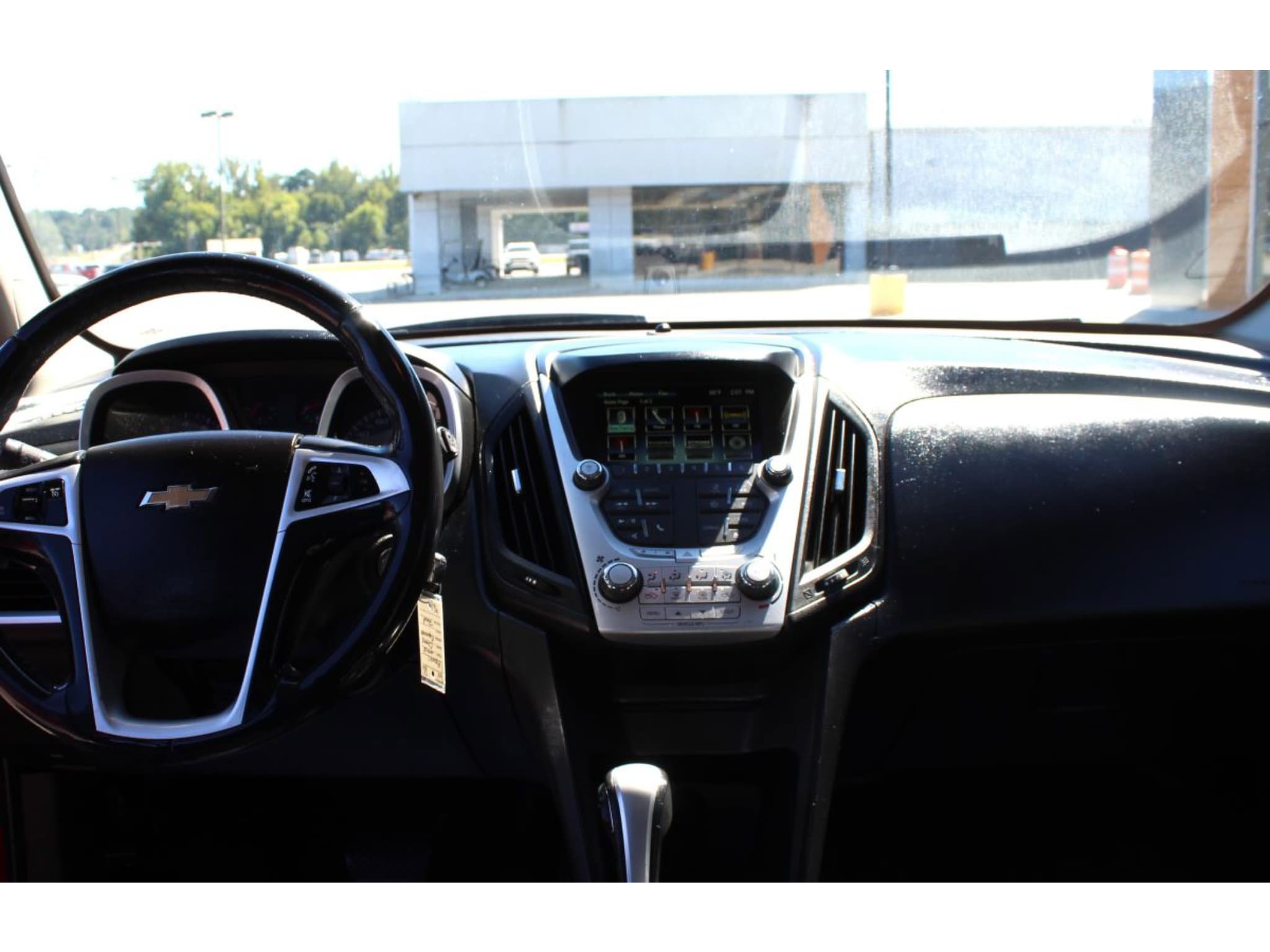 Used 2015 Chevrolet Equinox LT FWD image 22