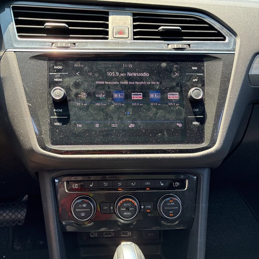 Used 2018 Volkswagen Tiguan SEL AWD/4WD image 10