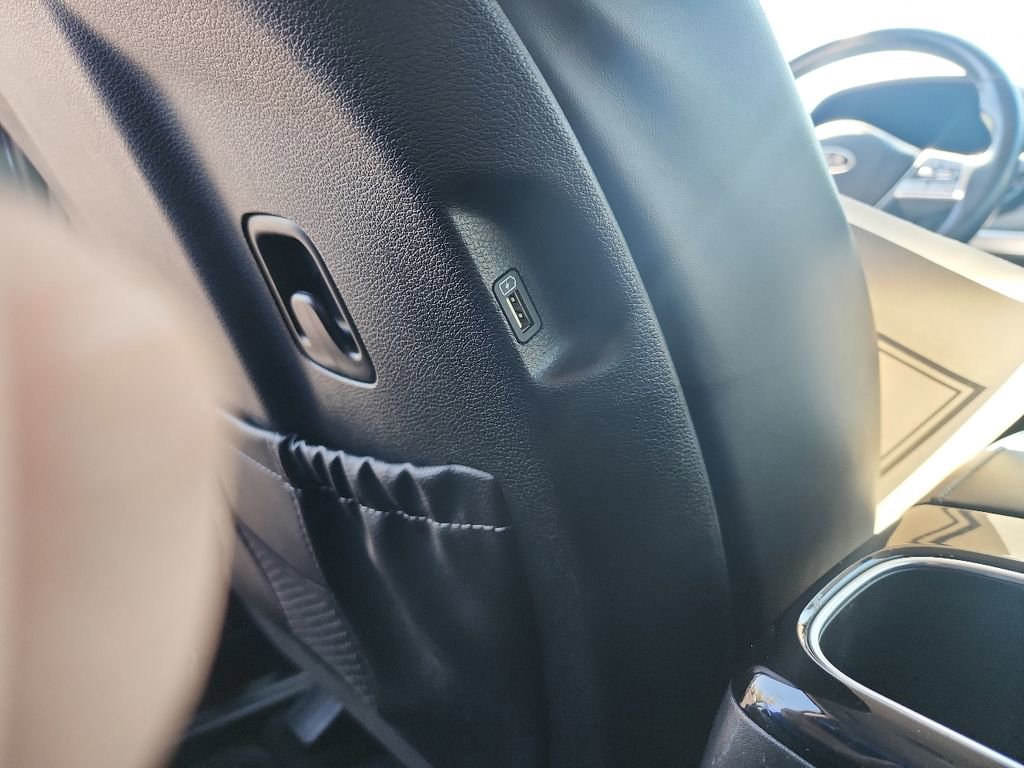 Used 2021 Kia Telluride LX image 26