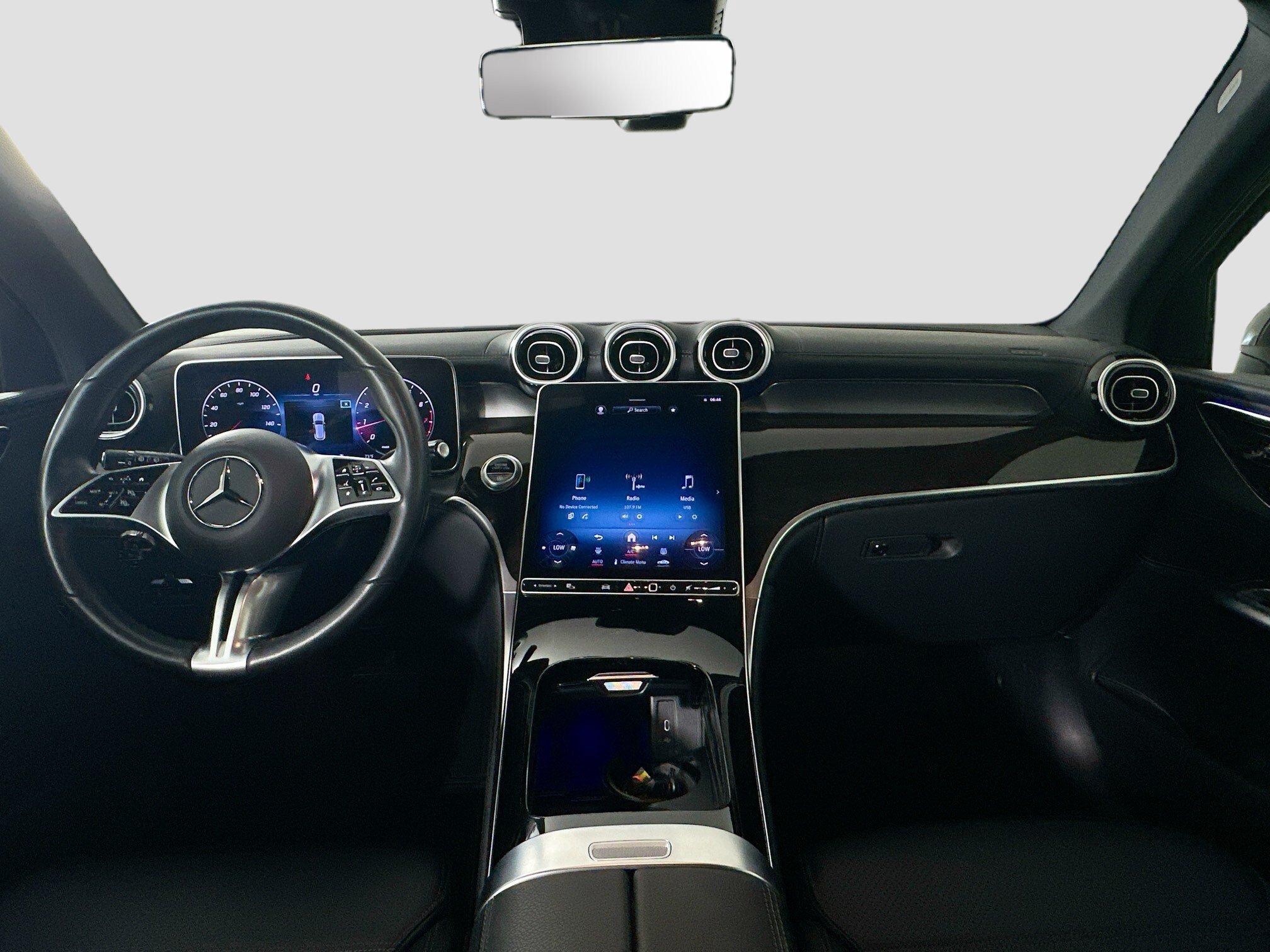 Certified 2023 Mercedes-Benz GLC 300 4MATIC image 25