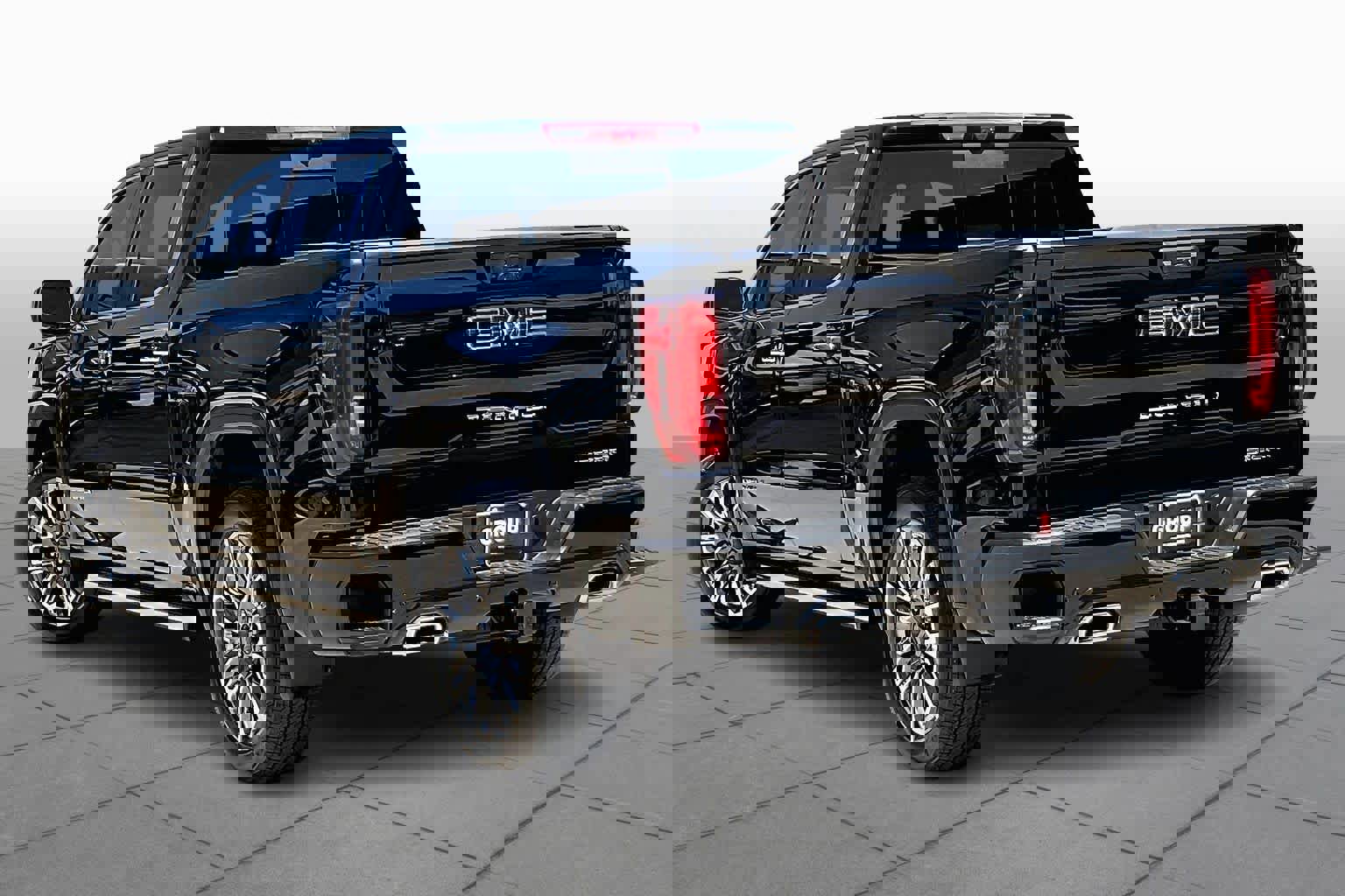 Used 2024 GMC Sierra 1500 Denali Ultimate image 12