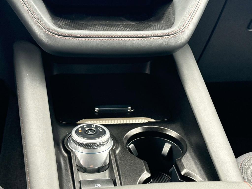 Used 2025 Ford Explorer Active image 19