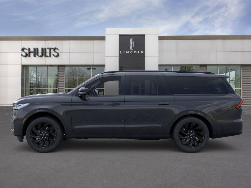 New 2025 Lincoln Navigator L Reserve w/ Jet Appearance Package image 3