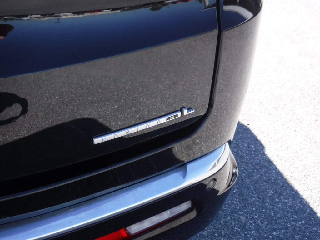 Used 2023 Jeep Wagoneer L Series II image 6