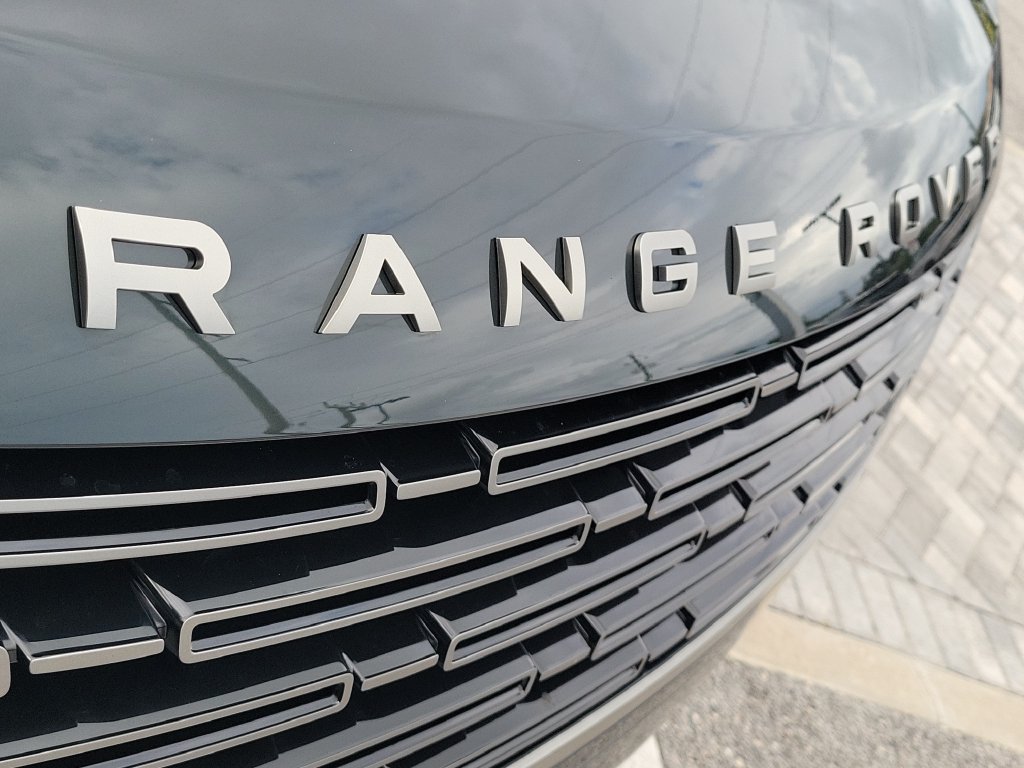 New 2027 Land Rover Range Rover SE AWD/4WD image 9