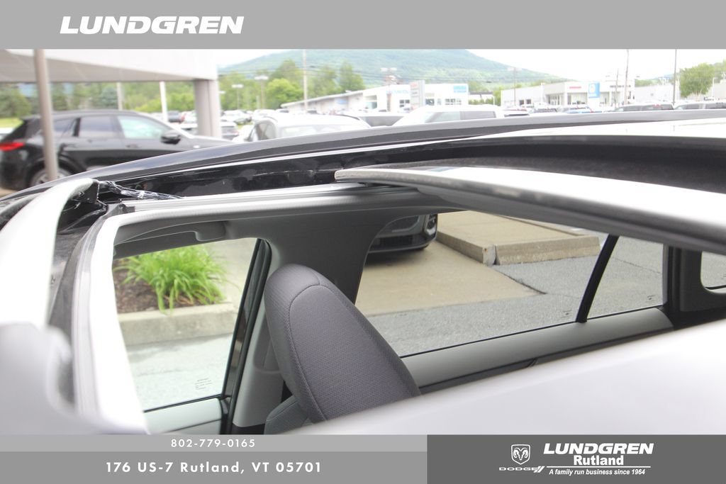 Used 2025 Toyota RAV4 XLE w/ Convenience Package AWD/4WD image 43