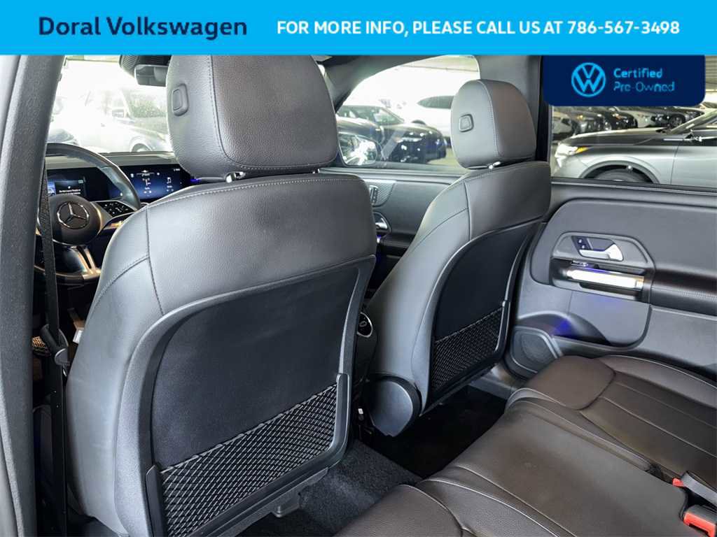 Used 2024 Mercedes-Benz GLB 250 image 23
