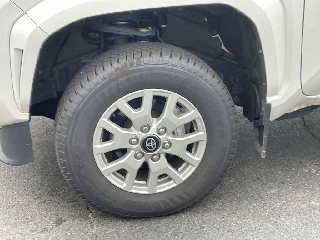 Used 2024 Toyota Tacoma SR RWD image 12
