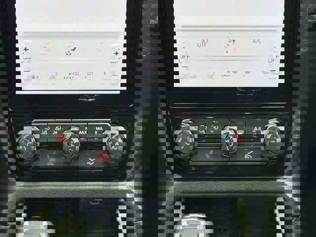 Used 2025 Ford Ranger Lariat w/ FX4 Off-Road Package image 16