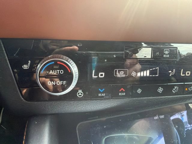 Used 2024 Mitsubishi Outlander SEL FWD image 15
