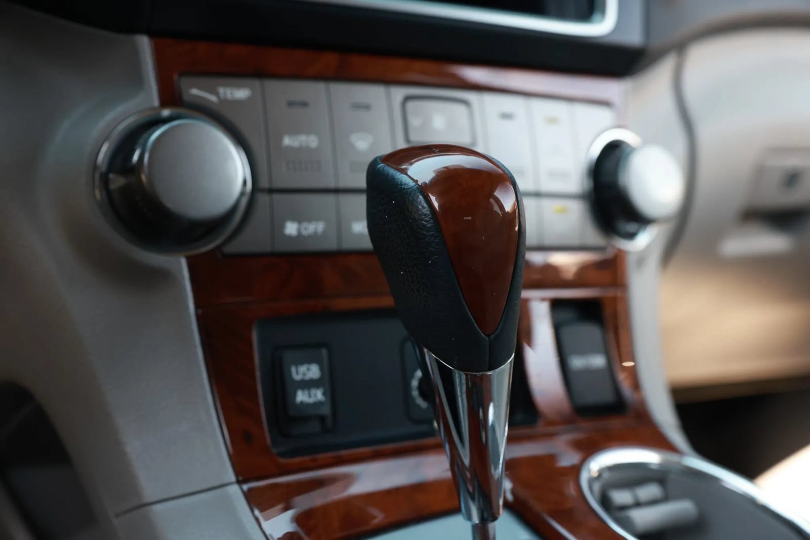 Used 2013 Toyota Highlander Limited AWD/4WD image 43