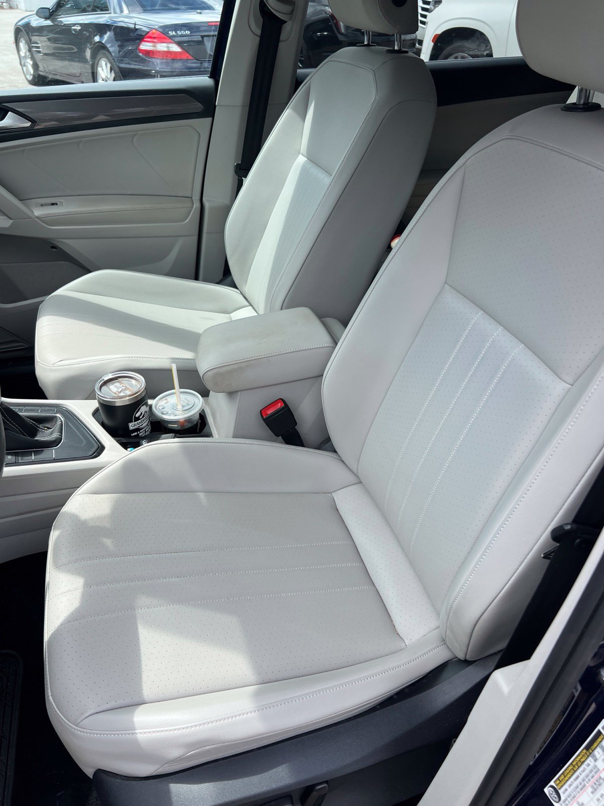 Used 2022 Volkswagen Tiguan SE FWD image 8