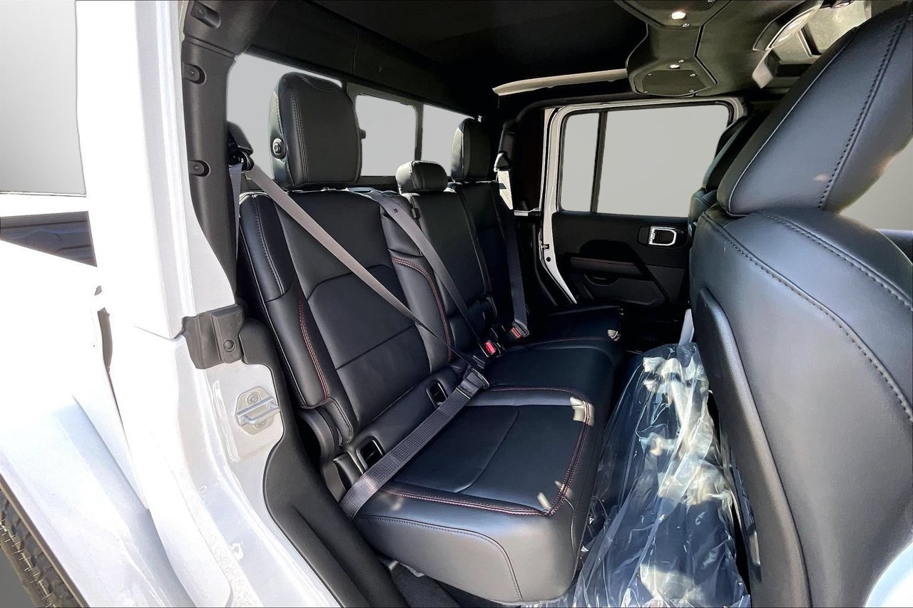 New 2026 Jeep Gladiator Rubicon AWD/4WD image 18