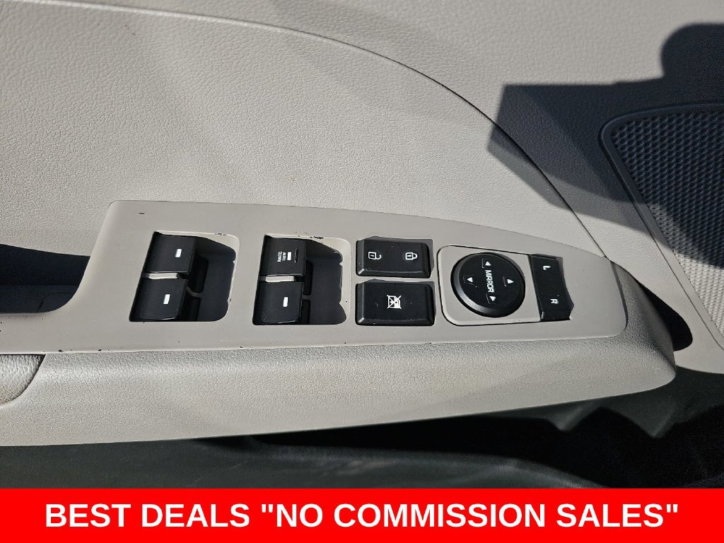 Used 2019 Hyundai Elantra SE FWD image 26