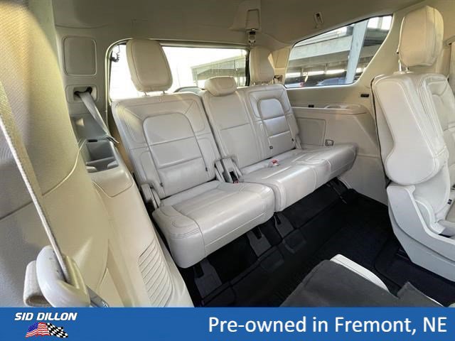Used 2021 Lincoln Navigator Reserve w/ Luxury Package AWD/4WD image 22
