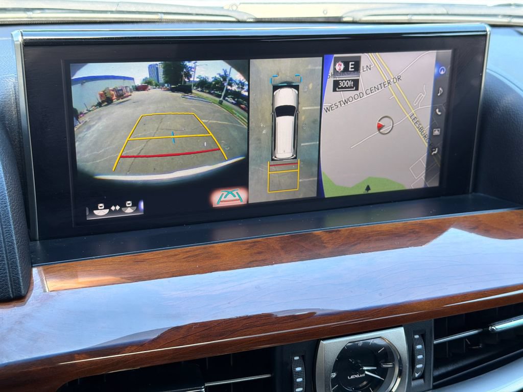 Used 2019 Lexus LX 570 4WD w/ Luxury Package image 28