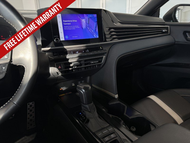 Used 2025 Toyota Camry SE FWD image 34