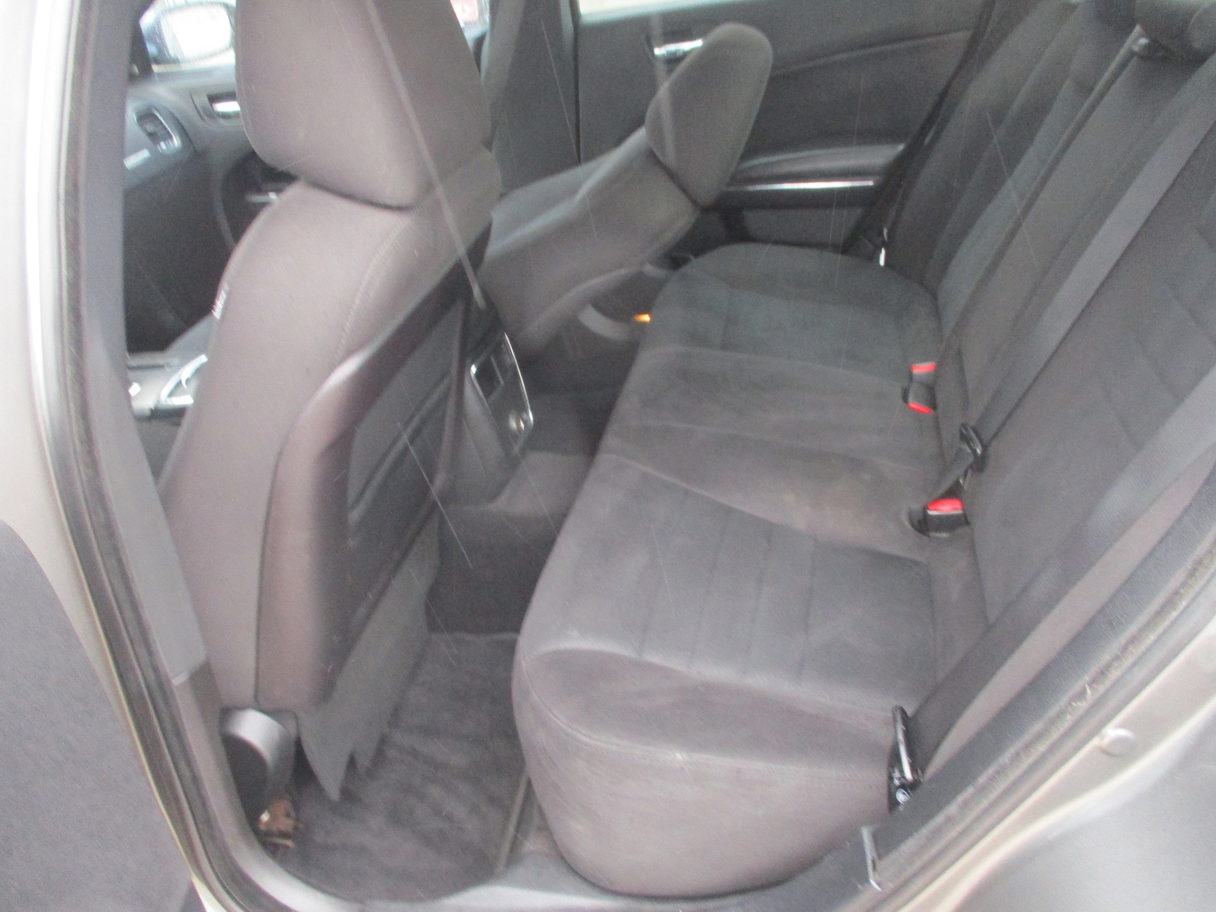 Used 2012 Dodge Charger SXT RWD image 6