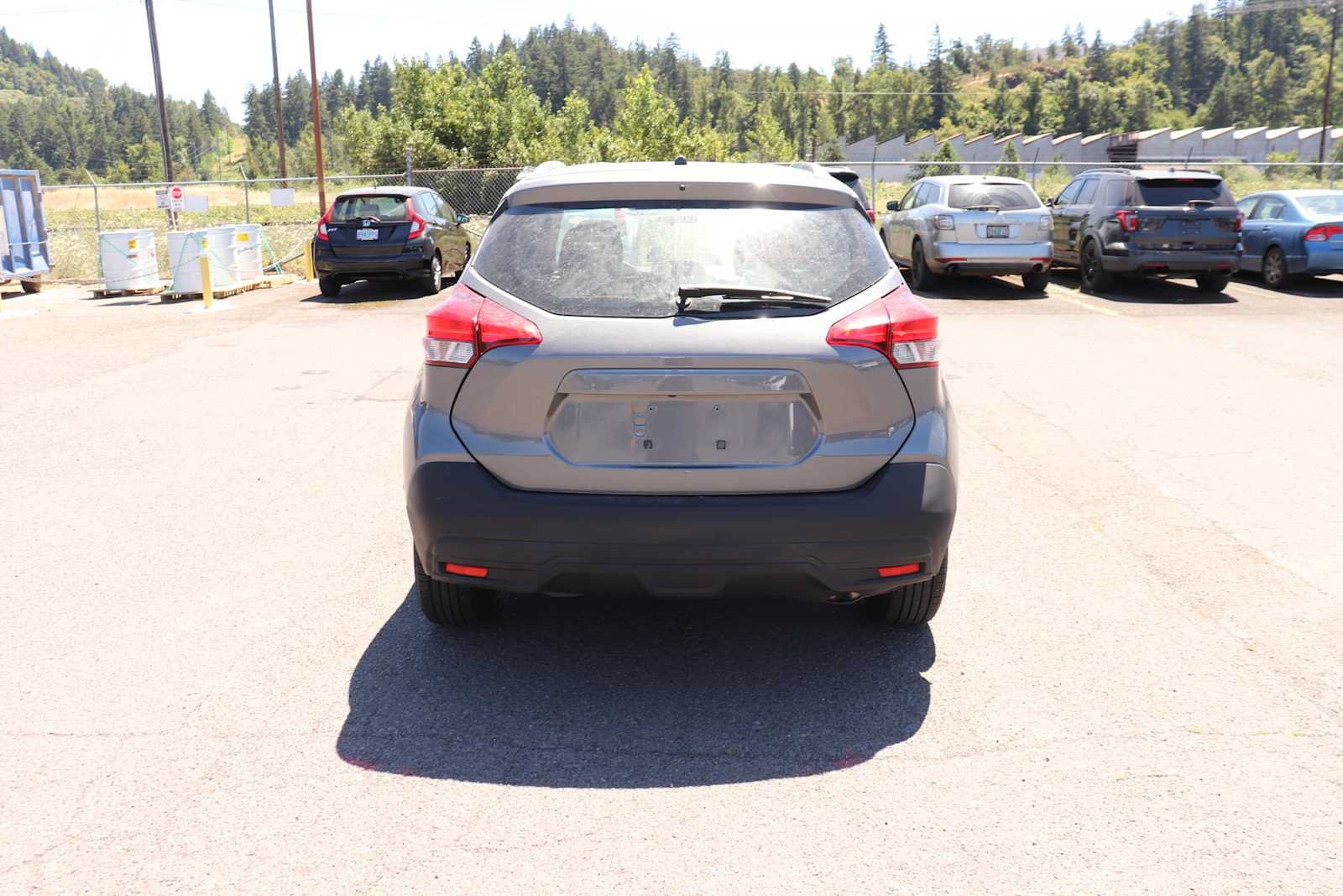 Used 2019 Nissan Kicks S FWD image 6