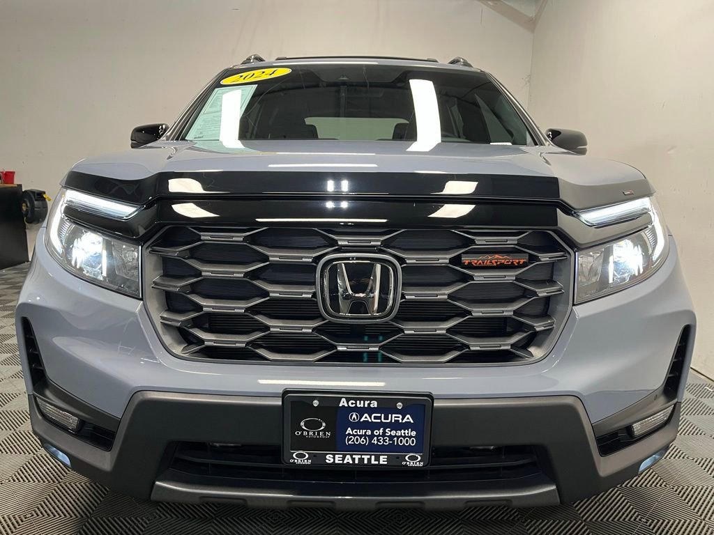 Used 2024 Honda Passport TrailSport image 4