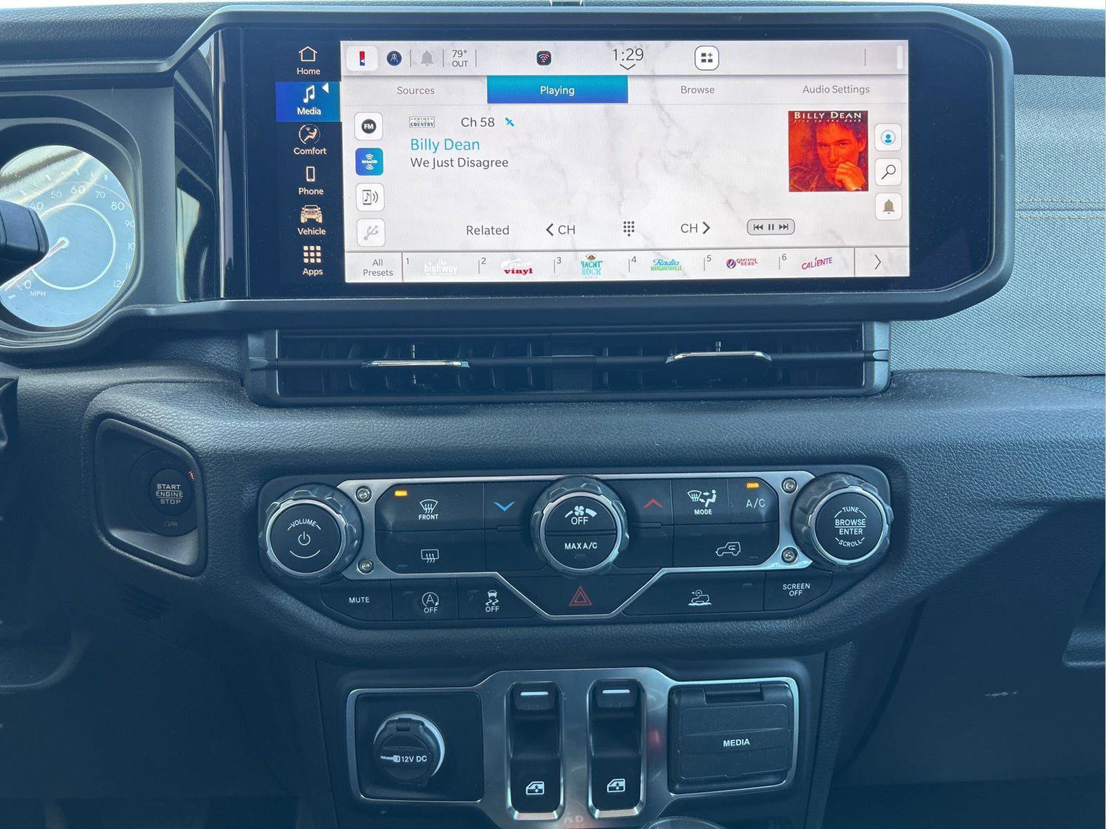 Certified 2025 Jeep Wrangler Sport AWD/4WD image 17