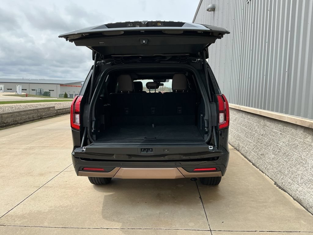 Used 2025 Ford Expedition Max King Ranch AWD/4WD image 28