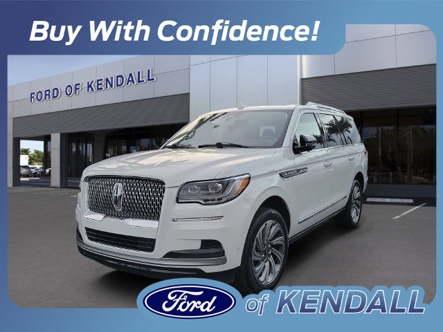 Used 2023 Lincoln Navigator Reserve RWD image 1